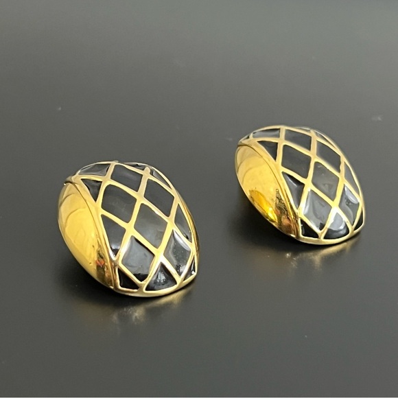 Vintage Vendome Clip On Earrings​ - Picture 3 of 11